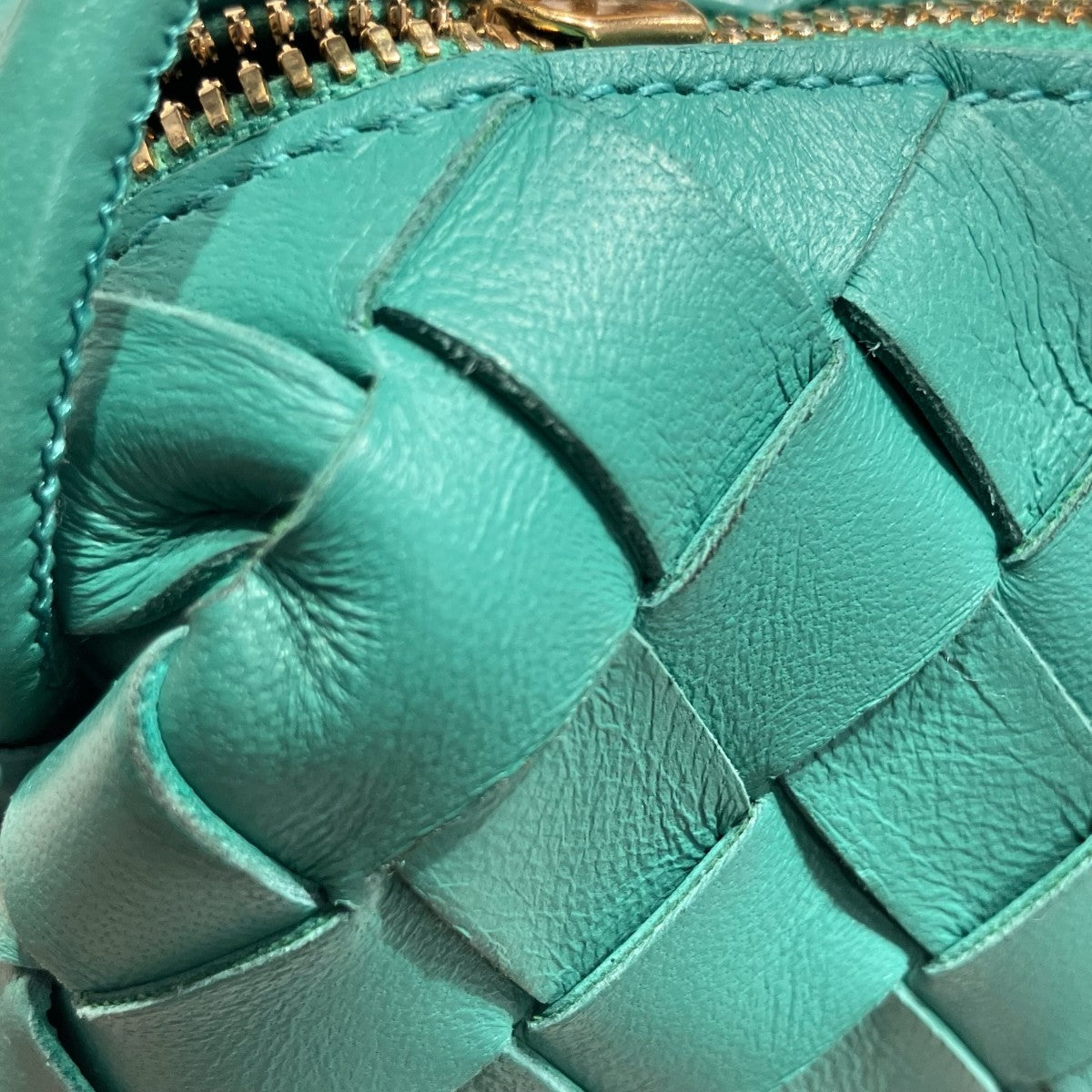 BOTTEGA VENETA(ボッテガヴェネタ) イントレチャート ミニ ループ
