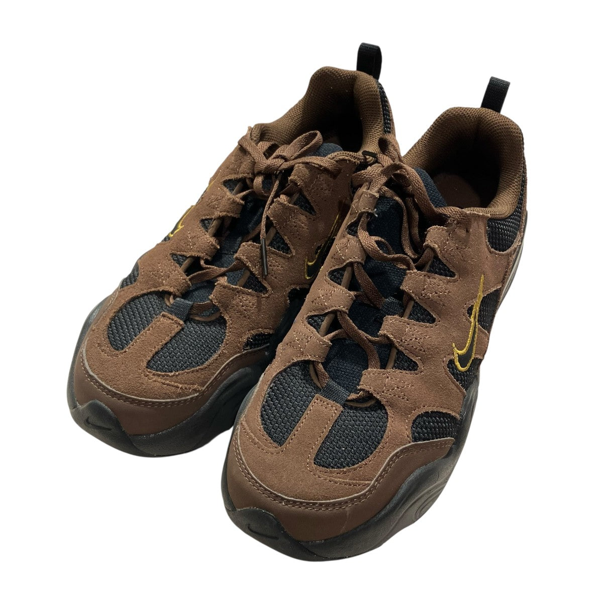 NIKE TECH HERA CACAO WOWローカットスニーカーFJ9532-200 古着・中古-1枚目のアイテム画像