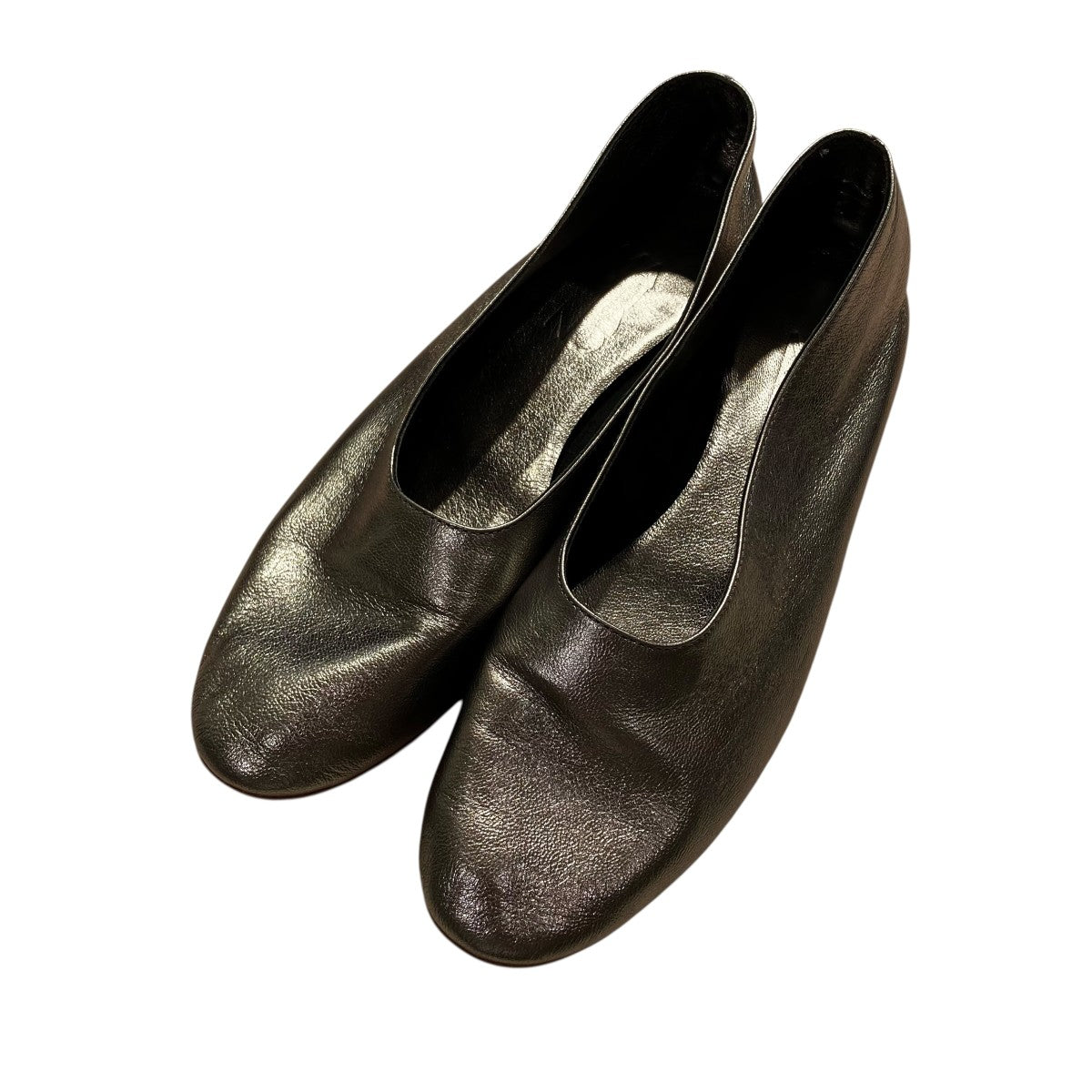 MARTINIANO GLOVE SILVER COLORパンプス8231-342-1219-0765 古着・中古-1枚目のアイテム画像