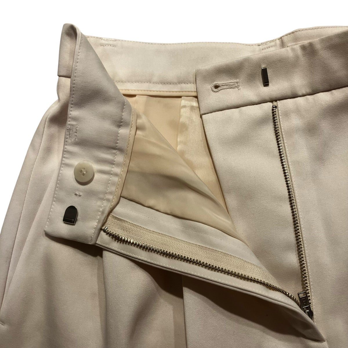 BALLSEY 26SSコットンライクサテン 2タックワイドパンツ11-04-61-04001 古着・中古-5枚目のアイテム画像