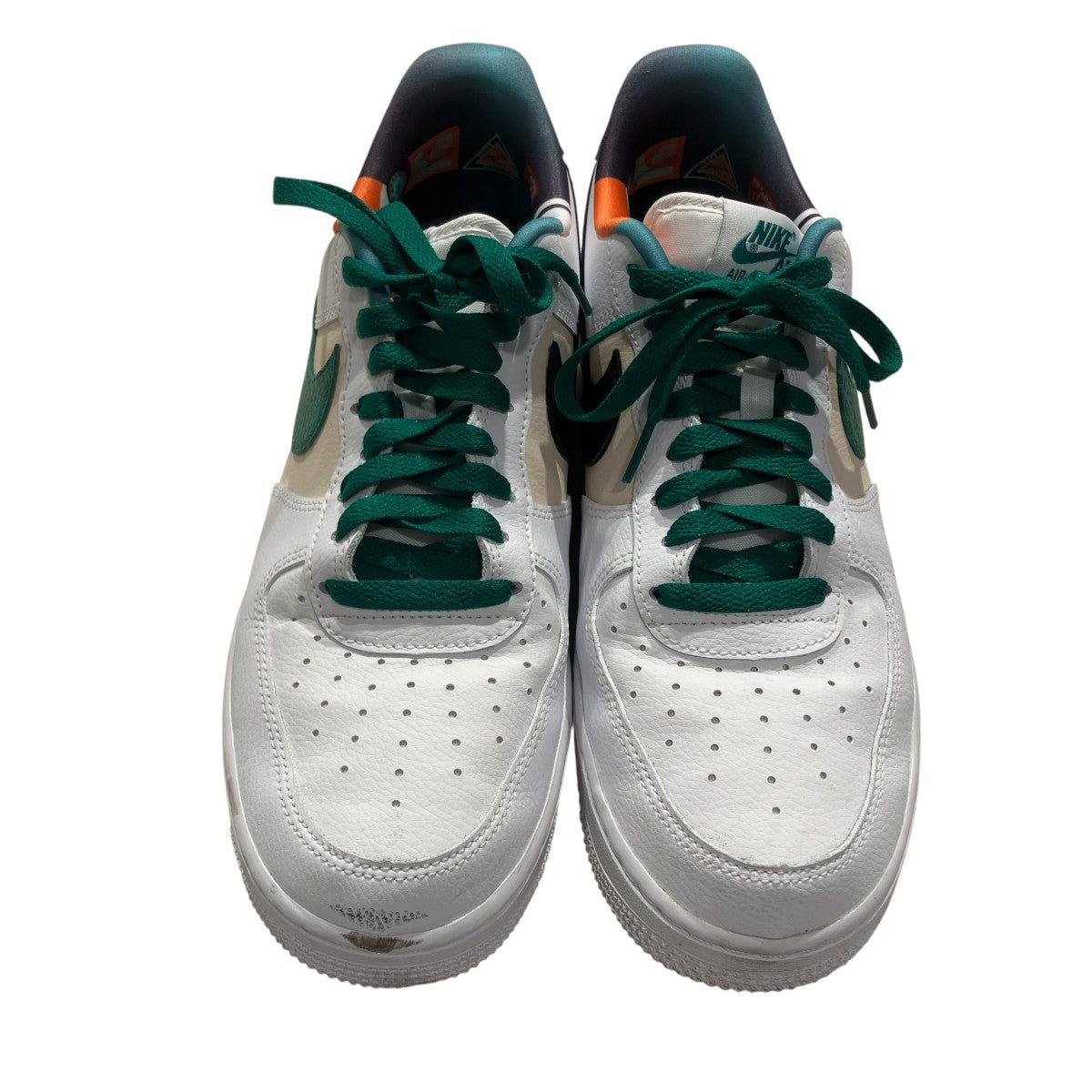 AIR FORCE 1 07 LV8 EMBローカットスニーカーDM0109-100