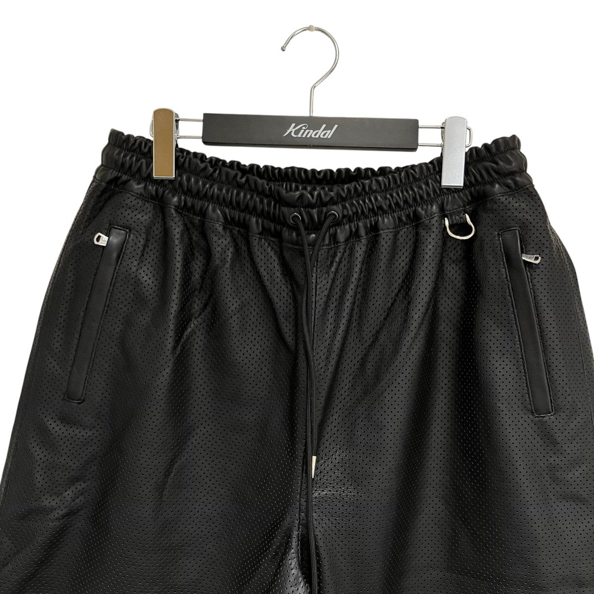 LEATHER BASKETBALL SHORTSハーフパンツ