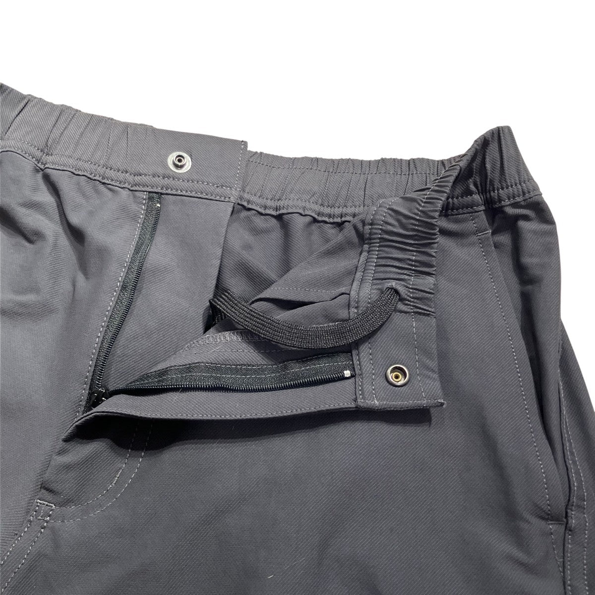 ハイカーズカーゴパンツNB82401