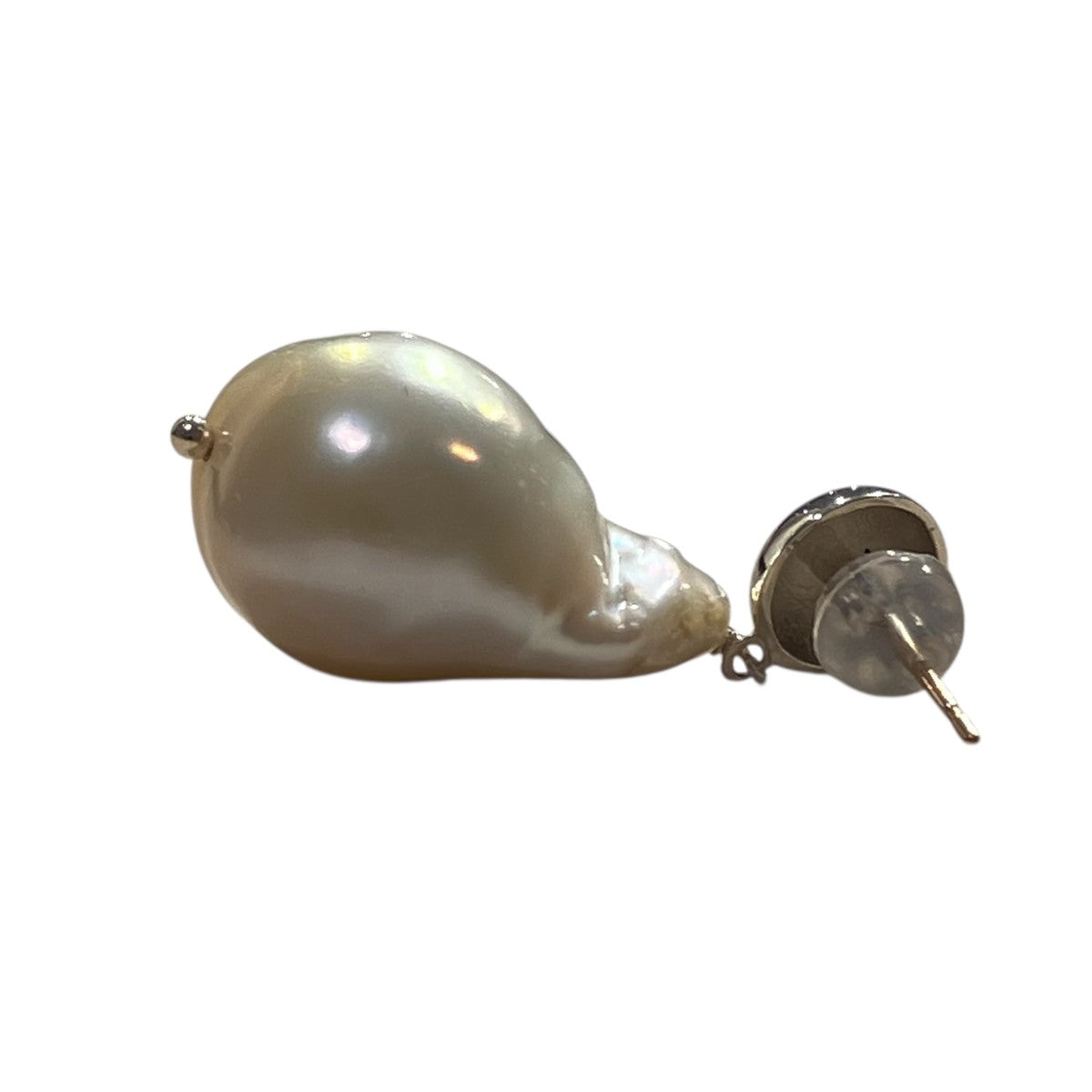 ピアス