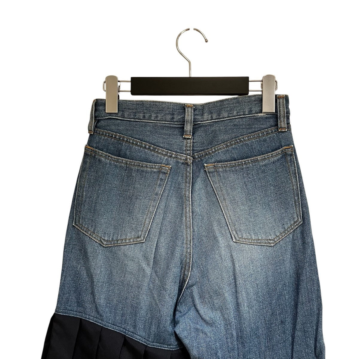 23SSpleats hem denim trousersデニムパンツ0423010806
