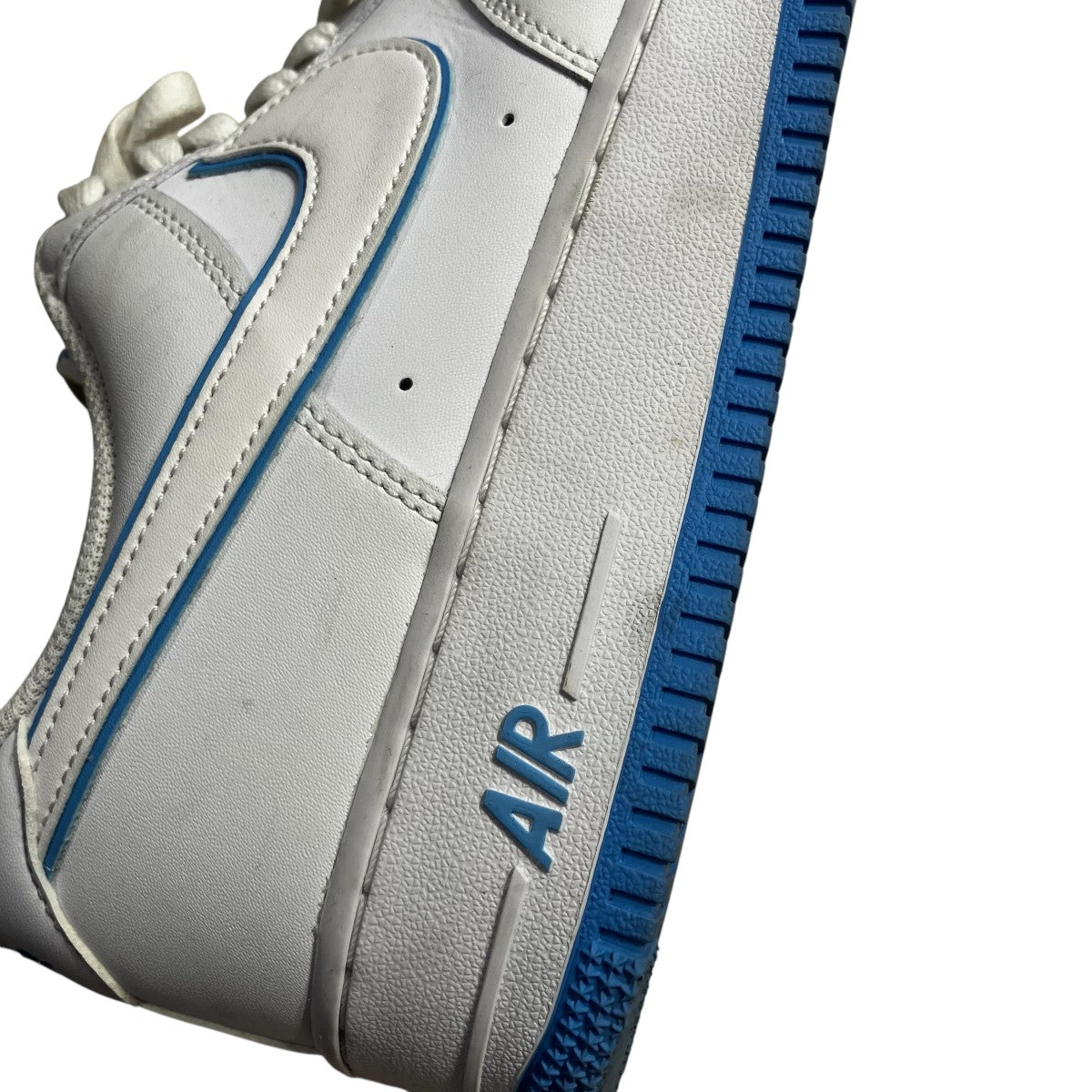 AIR FORCE 1 07 WHITE UNIVERSITY BLUEローカットスニーカーDV0788-101