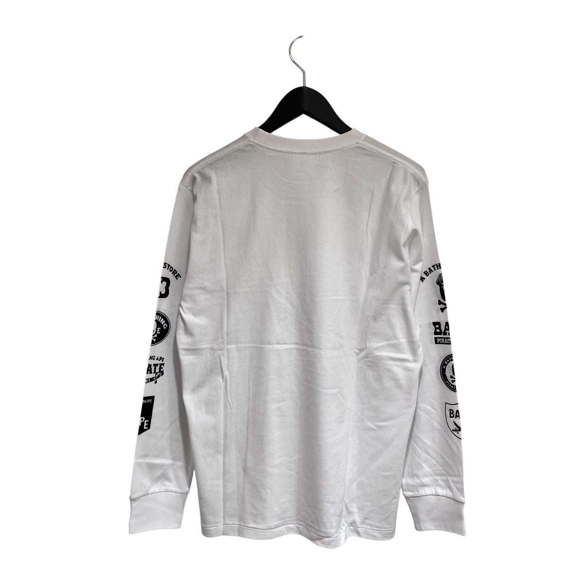 ロゴ長袖Tシャツ