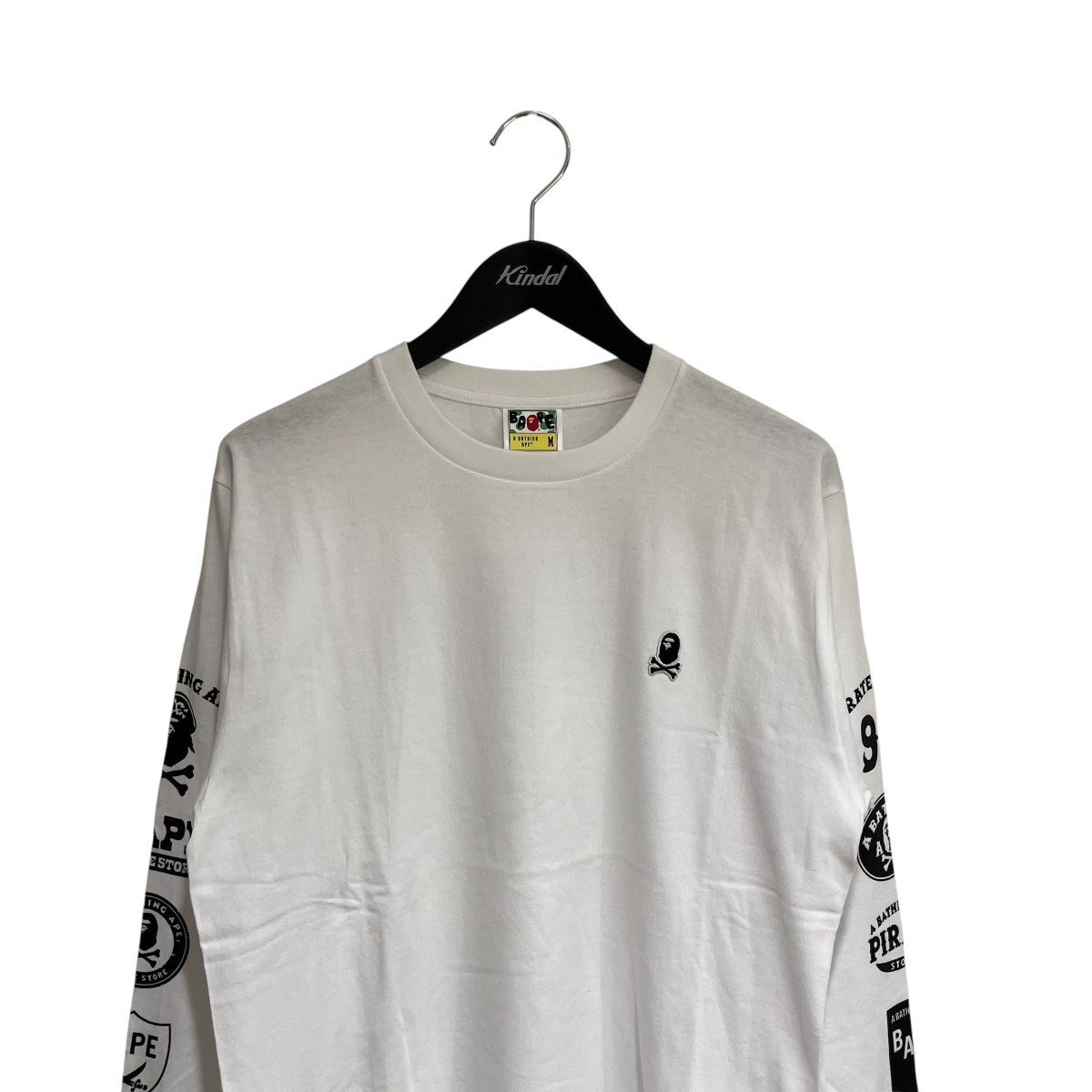 ロゴ長袖Tシャツ