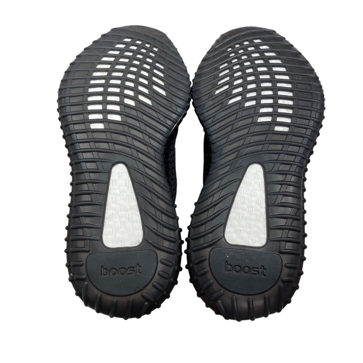 YEEZY BOOST 350 V2ローカットスニーカーFU9006