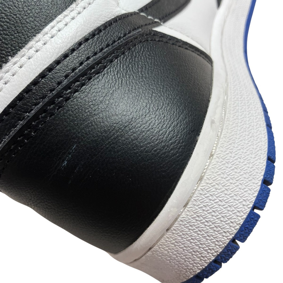 Air Jordan 1 Retro High OG Royal Toeハイカットスニーカー555088-041