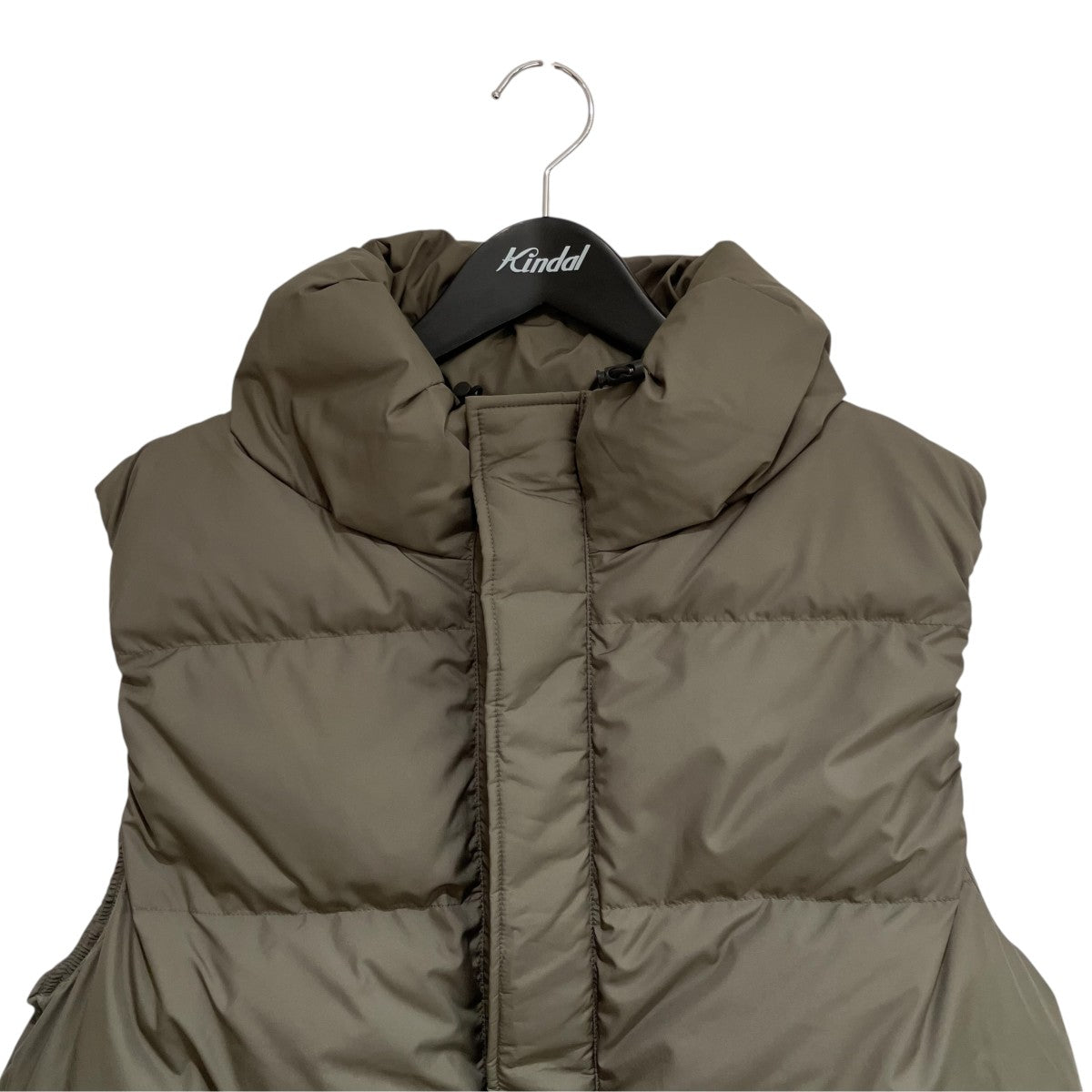 VOLUME NECK DOWN VESTダウンベスト247035B419