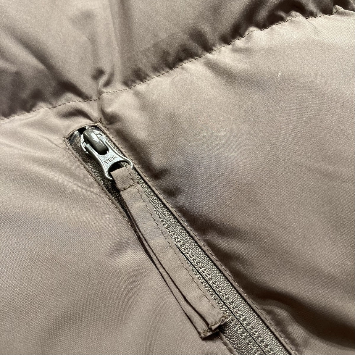 VOLUME NECK DOWN VESTダウンベスト237039 B419