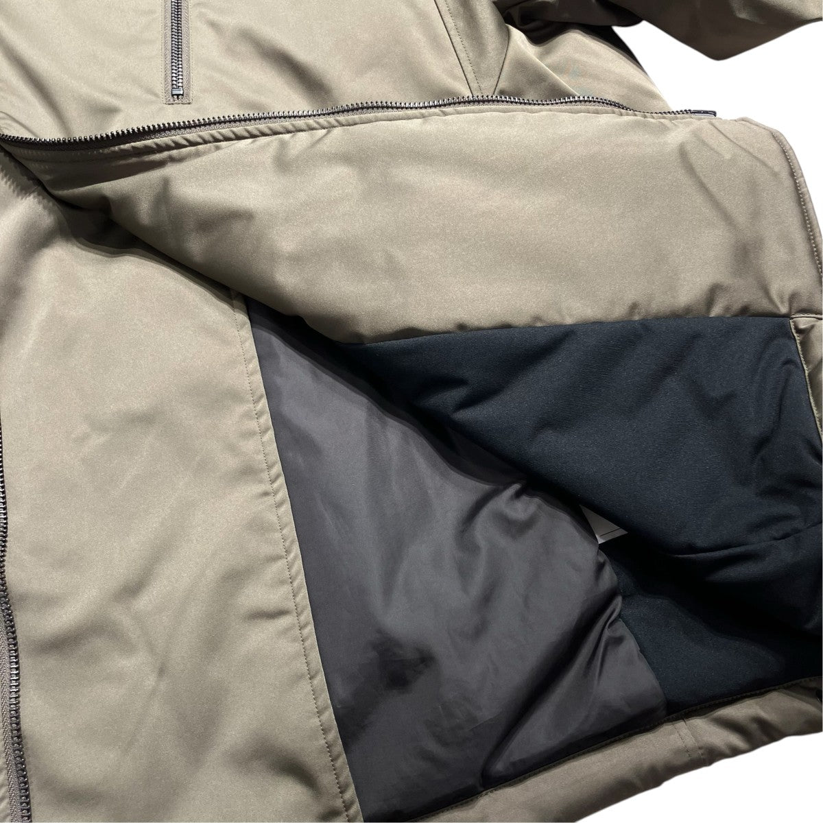 White Mountaineering 25AWWINDSTOPPER RAGLAN BLOUSON中綿ジャケットWM2573219 古着・中古-5枚目のアイテム画像