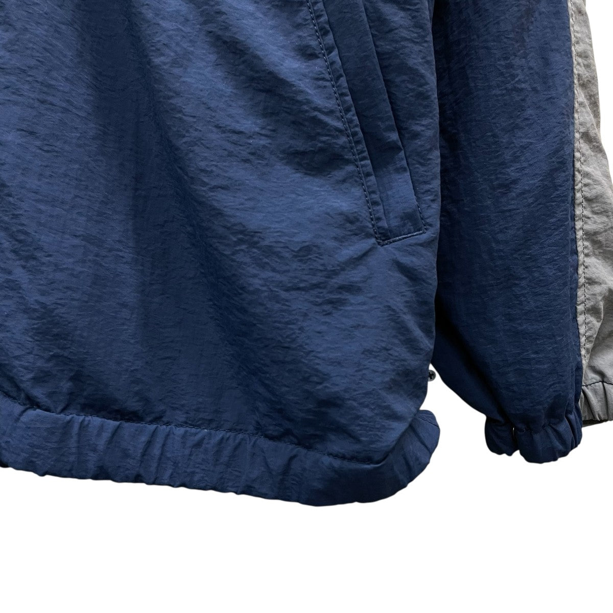 【超希少❗️】stone  ナイロンジャケット　ネイビー　S 2025年最新】STONE ISLAND カラー：ネイビー系 ナイロン