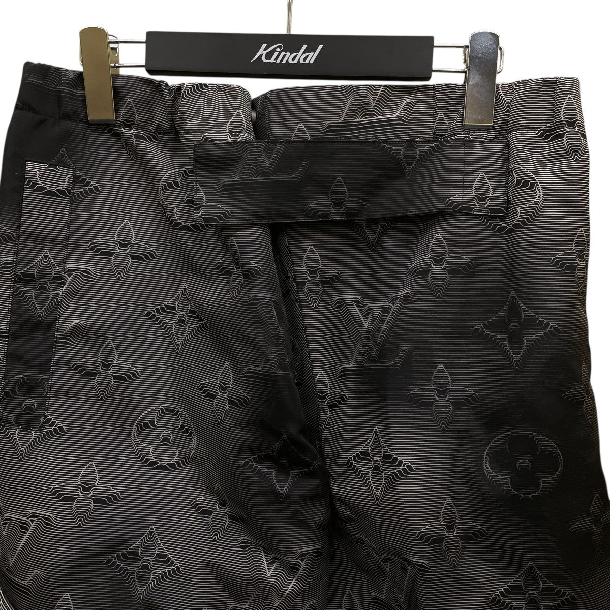 LOUIS VUITTON(ルイヴィトン) 19AWポケットモノグラムカーゴナイロン