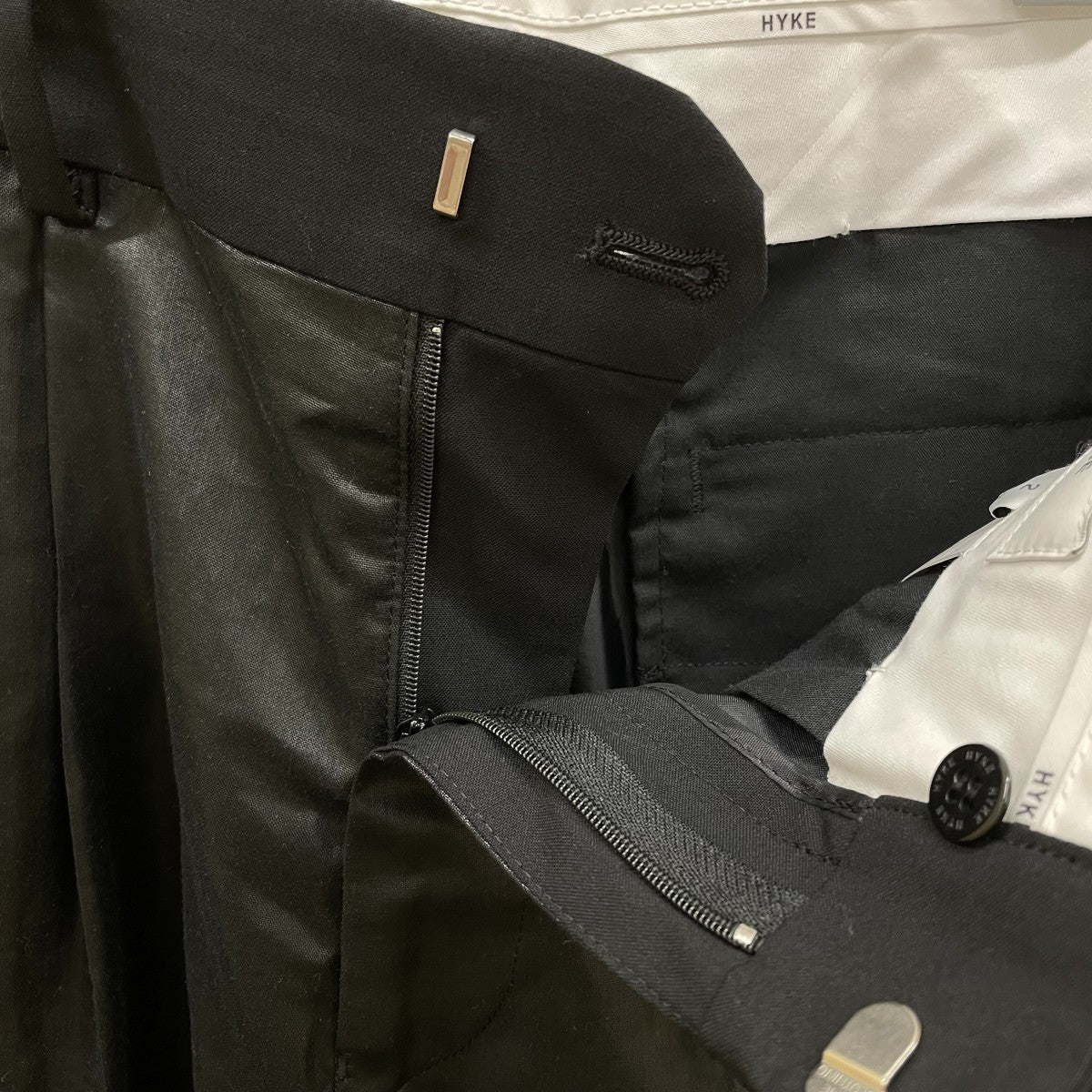 HYKE(ハイク) 25SSVIYELLA WIDE LEG PANTSスラックス13325 0102 13325