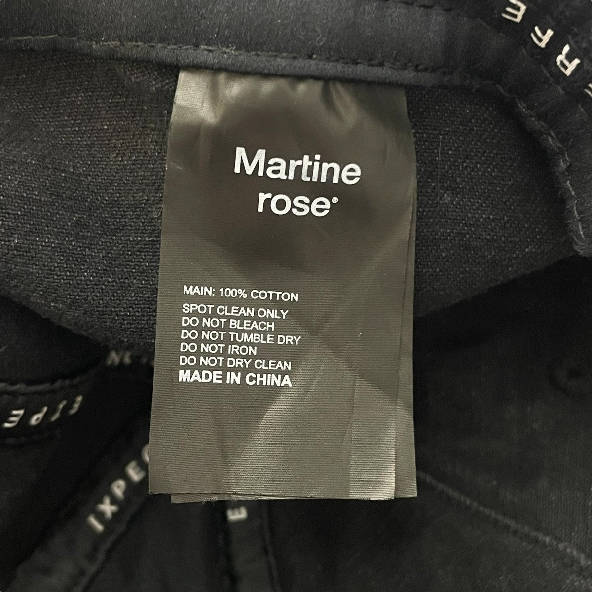 Martine rose(マーティンローズ) CUT PEAK BACK CAPキャップ ブラック