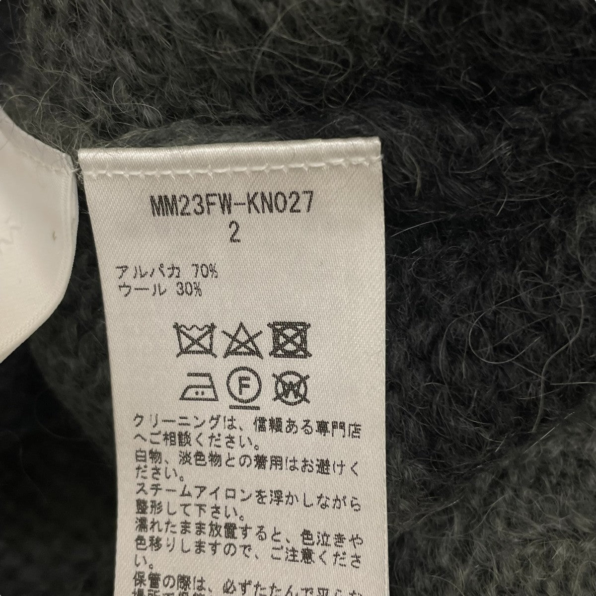 俺クロ 色紙 12枚 ももクロ、新SGに描き下ろしゲームカード封入 - News - OTOTOY