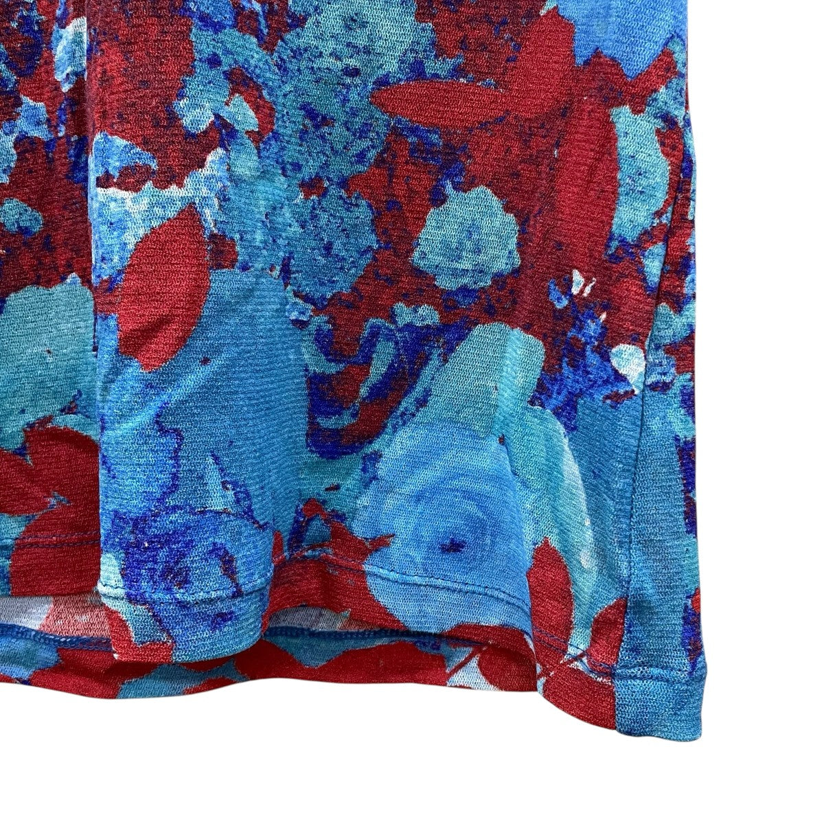 me ISSEY MIYAKE(ミーイッセイミヤケ) 総柄半袖TシャツMI72JK631