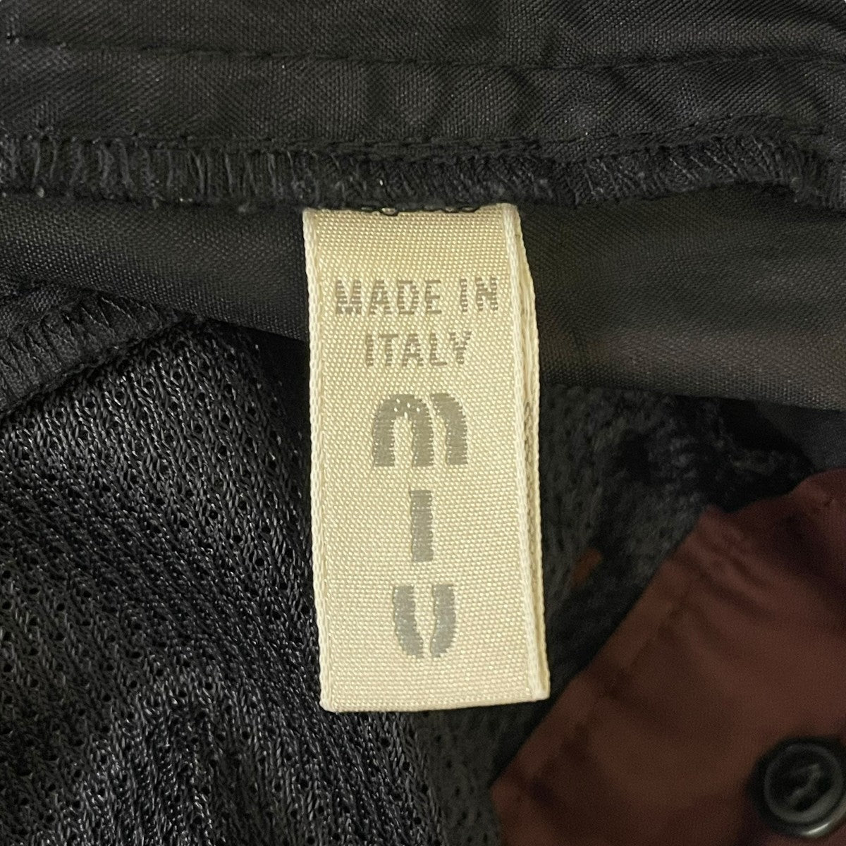 miumiu 00s ナイロンパンツ archive MIU MIU(ミュウミュウ) 00sナイロンパンツ ネイビー サイズ 50｜【公式