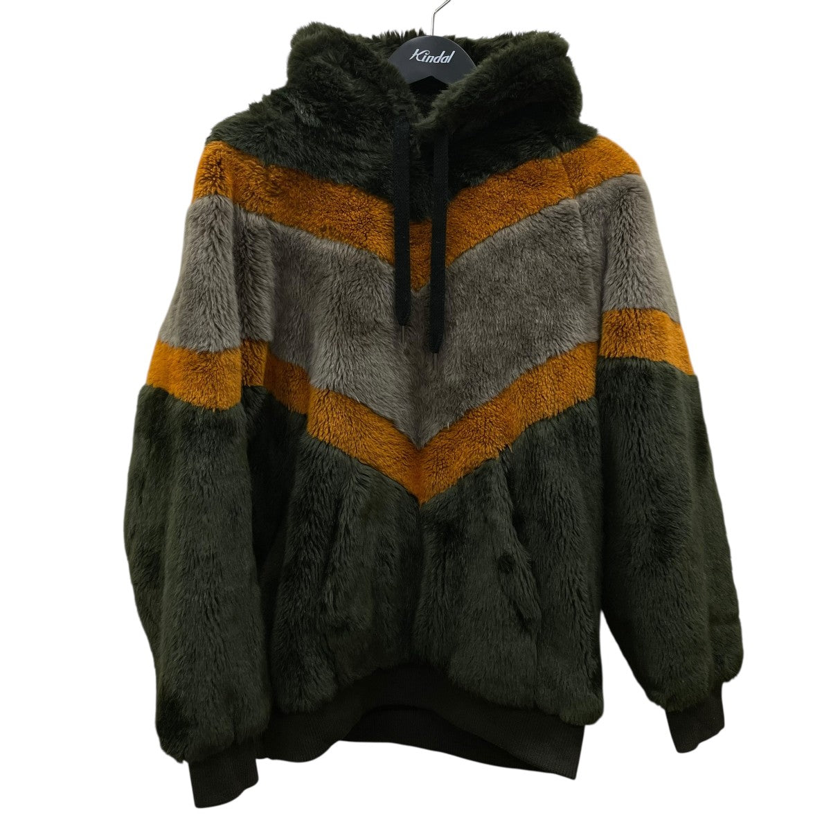 ファープルオーバーフーディーTA18AW-FUR001