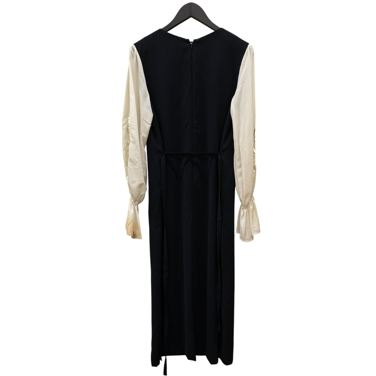 iCONOLOGY(イコノロジー) 白木蓮刺繍長袖ワンピース001-02 001-02