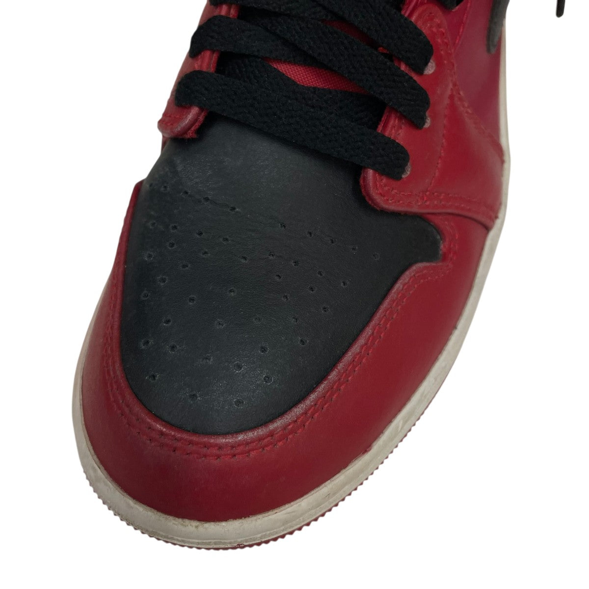 AIR JORDAN 1 MID REVERSE BREDエアジョーダン1 ミッド リバースブレッド554724-660
