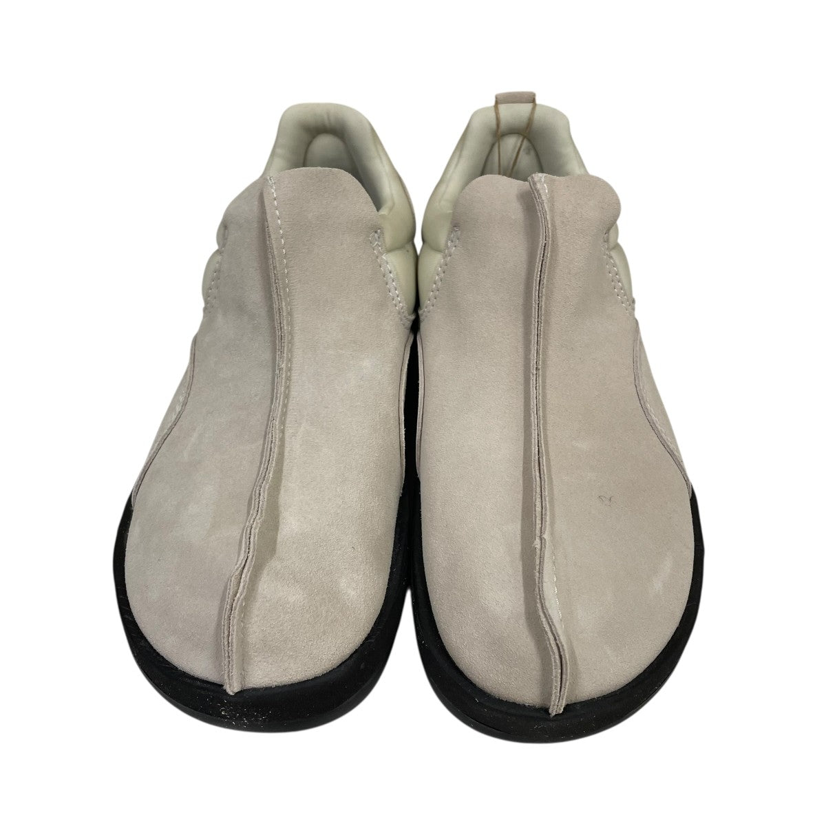 BEATNIKスニーカーGX4477