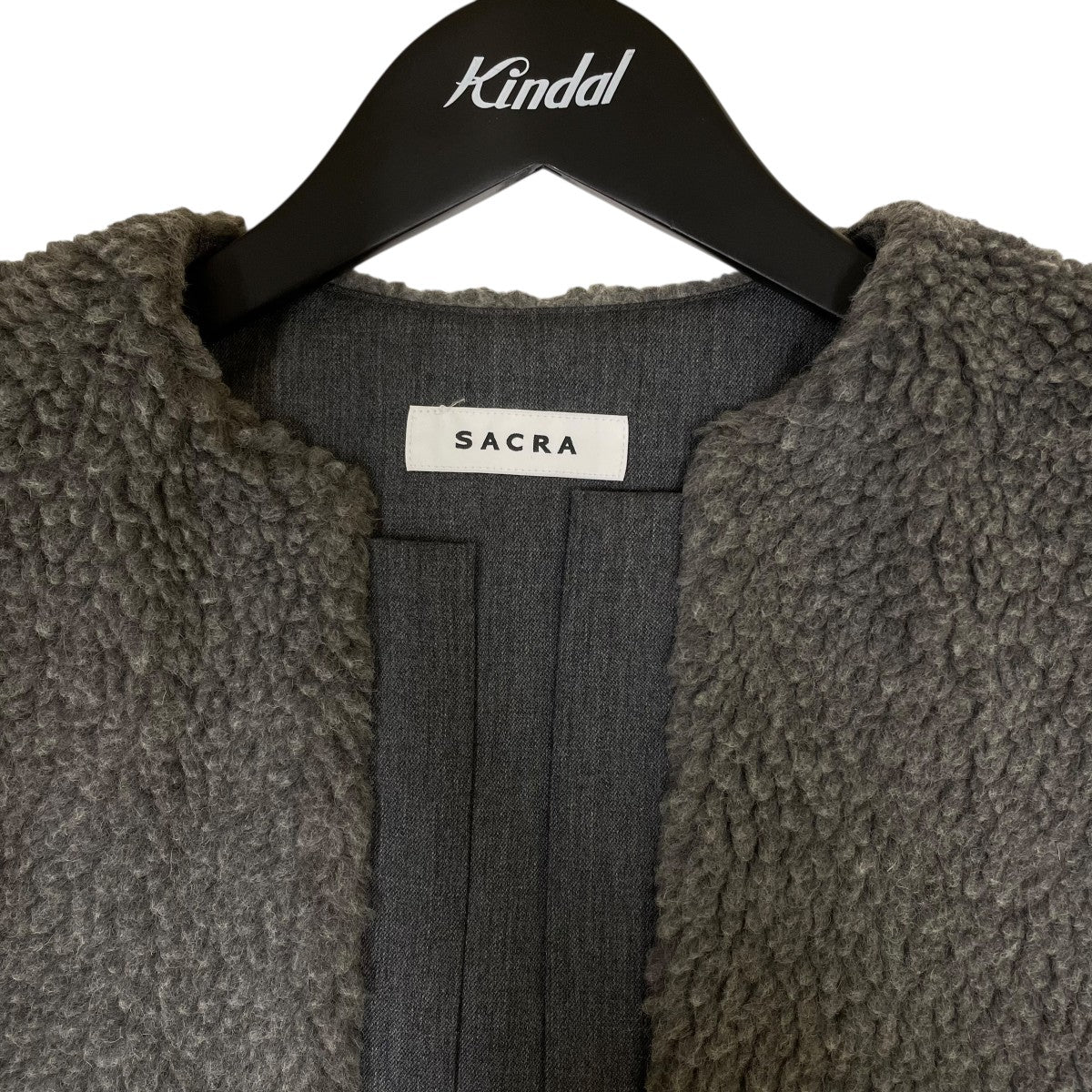 SACRA ボア ノースリーブベスト グレー SACRA ボア ノースリーブベスト グレー SACRA ボア ノースリーブベスト