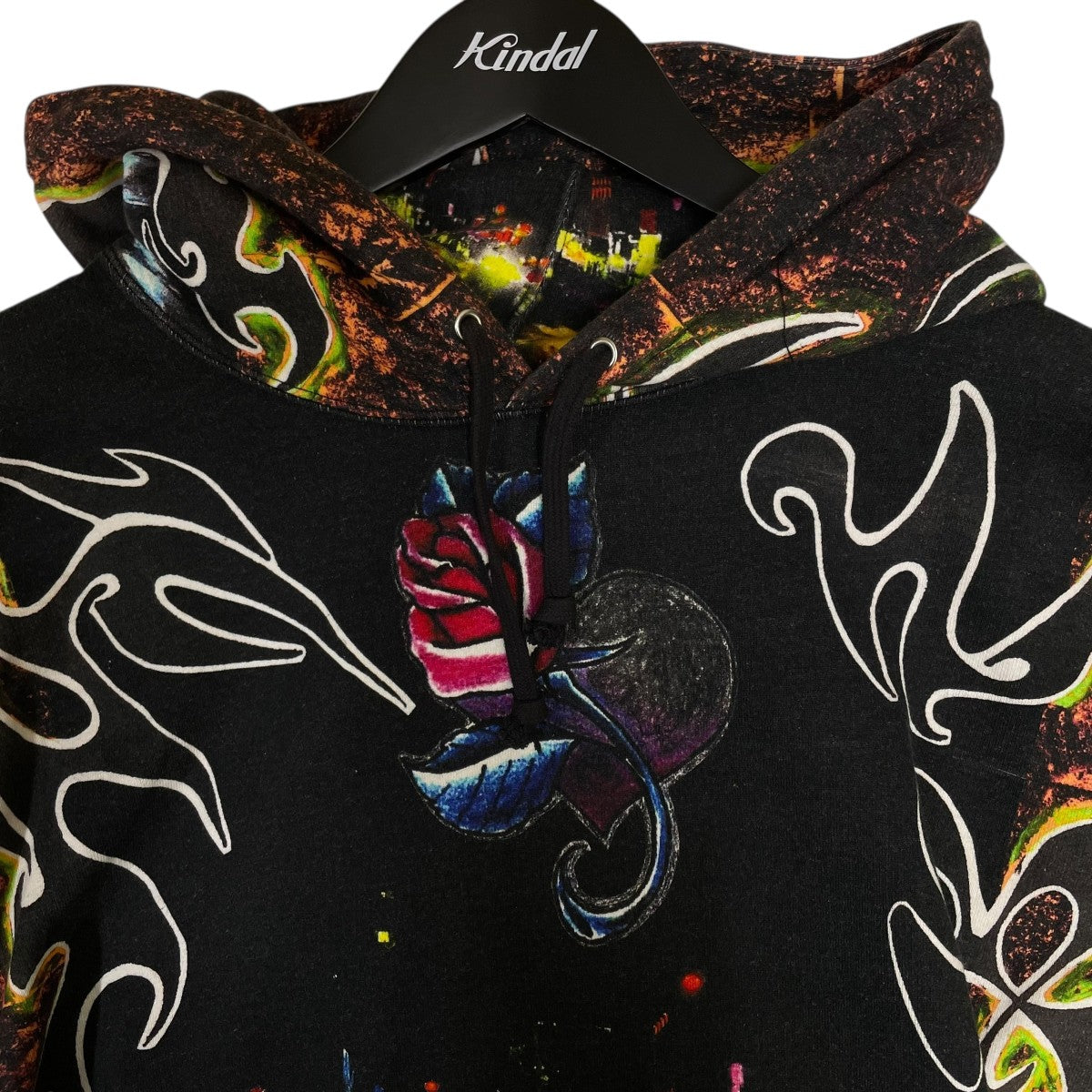 East Broadway Hoodedプルオーバーフーディ