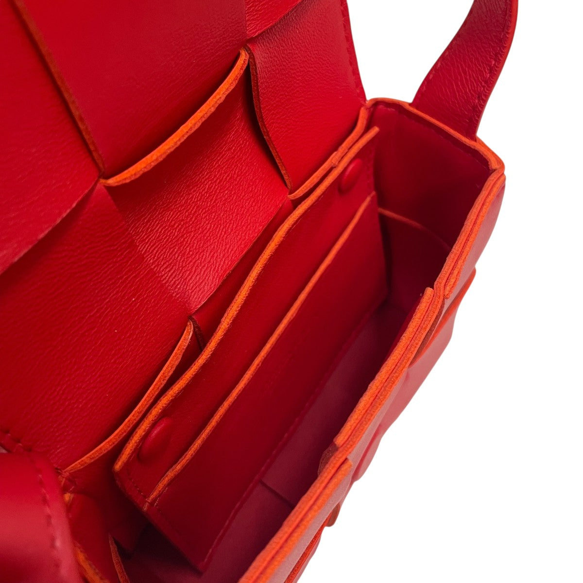 年始セール　bottega veneta キャンディカセット　イントレチャート 年始セール bottega veneta キャンディカセット イントレチャート