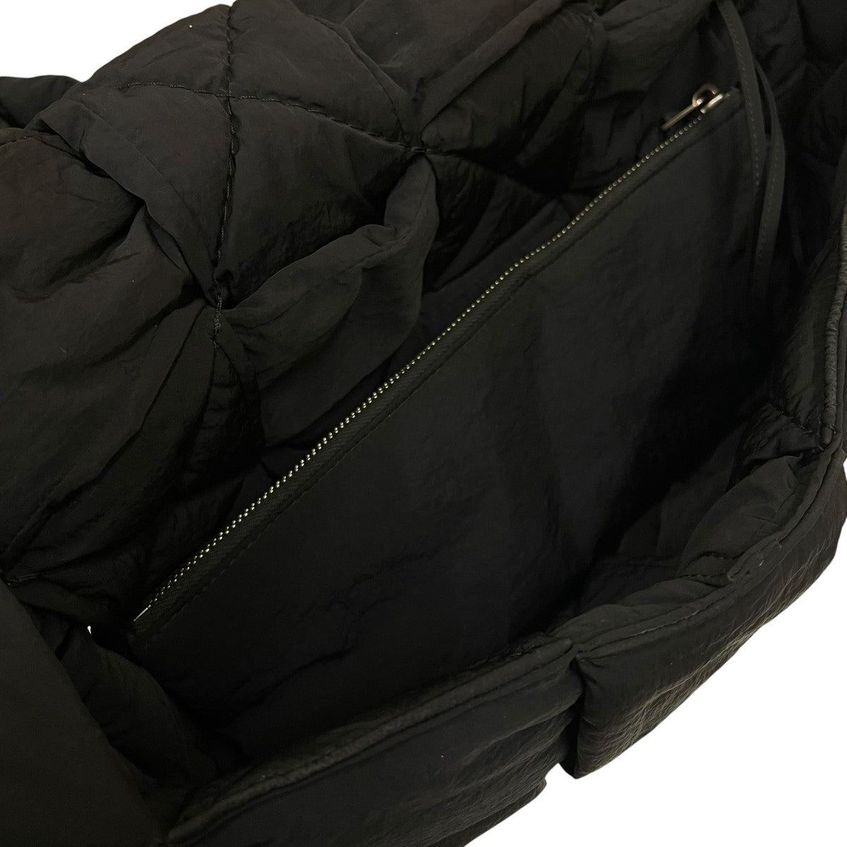 BOTTEGA VENETA パデット・テック・カセットイントレチ ャート クロスボディバッグ ショルダーバッグ 古着・中古-5枚目のアイテム画像