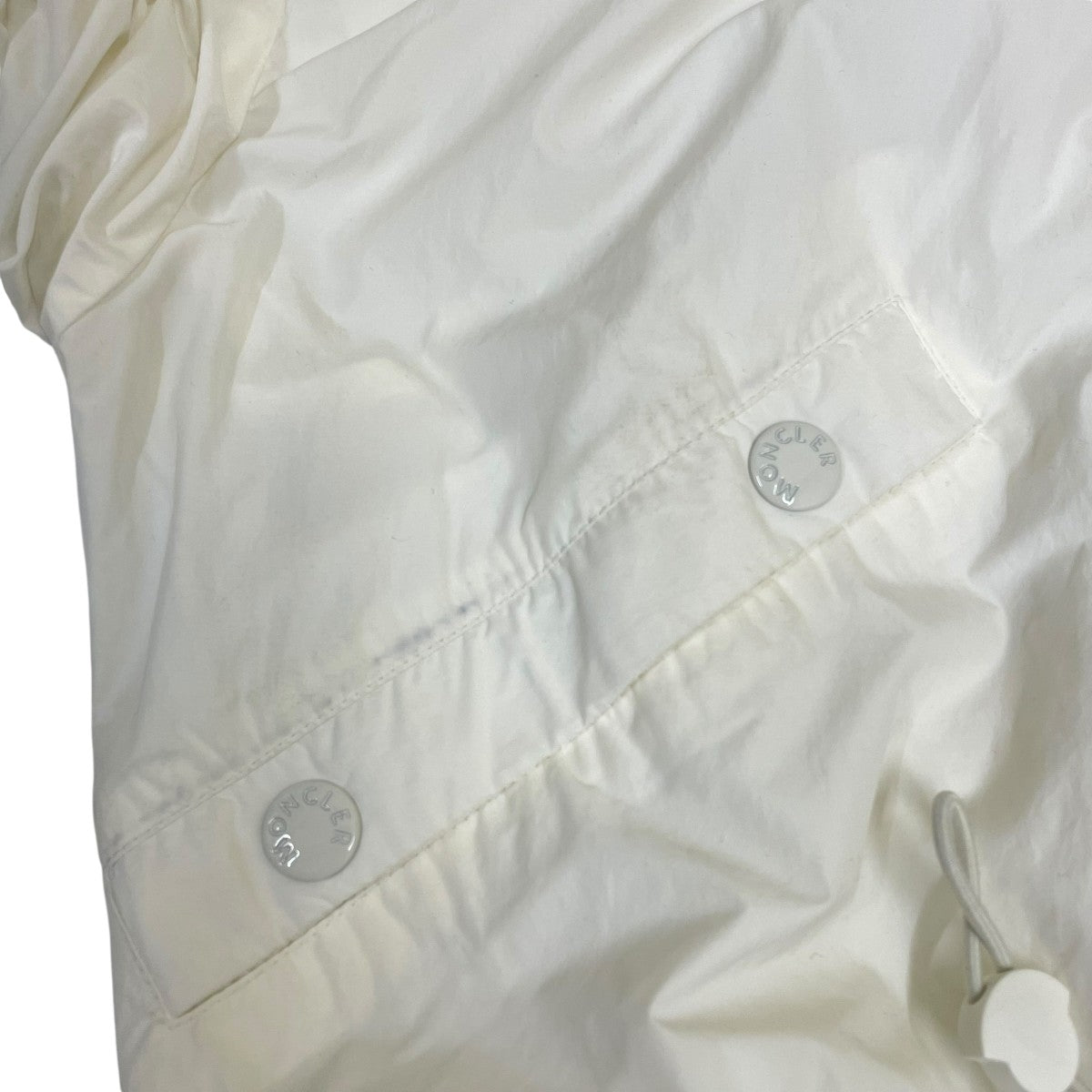 MONCLER(モンクレール) ALBIREO GIUBBOTTOフーデッドナイロン