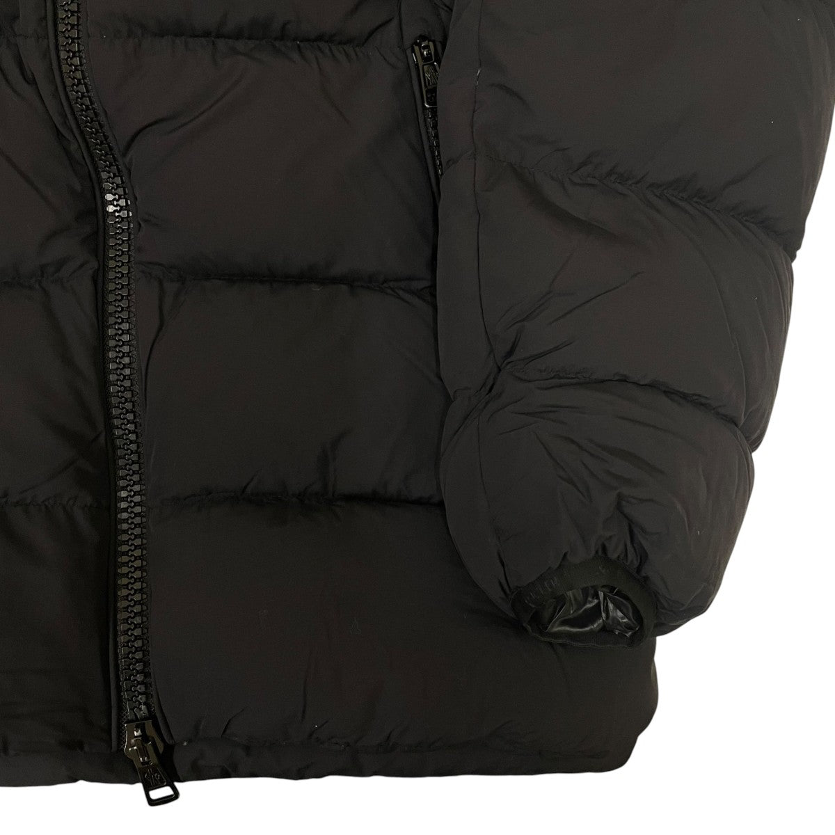MONCLER 19AWDUBOIS GIUBBOTTO デュボアロゴプリント ダウンジャケットE20914131585 古着・中古-4枚目のアイテム画像
