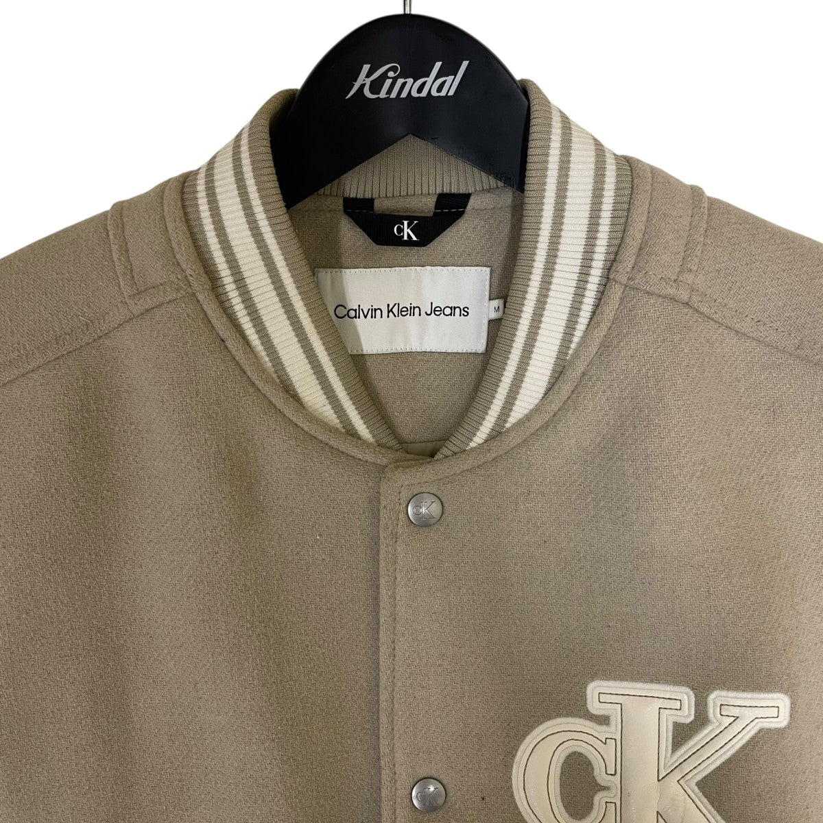 VARSITY BOMBER JACKET バーシティ ボンバー ジャケットスタジャンJ324433