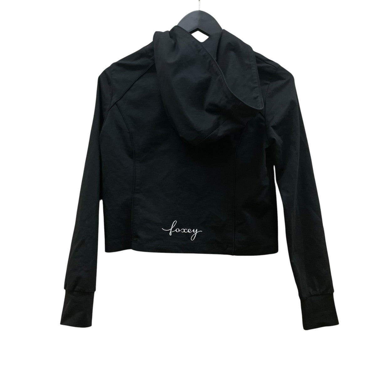未使用級♡フォクシーニューヨーク レディライクパーカー ロゴプレート 洗える S FOXEY NEWYORK(フォクシーニューヨーク) ジップパーカー41637