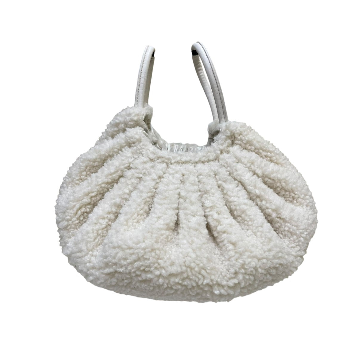 Scrunch Bag in Bone Vegan Shearlingハンドバッグ31873138767