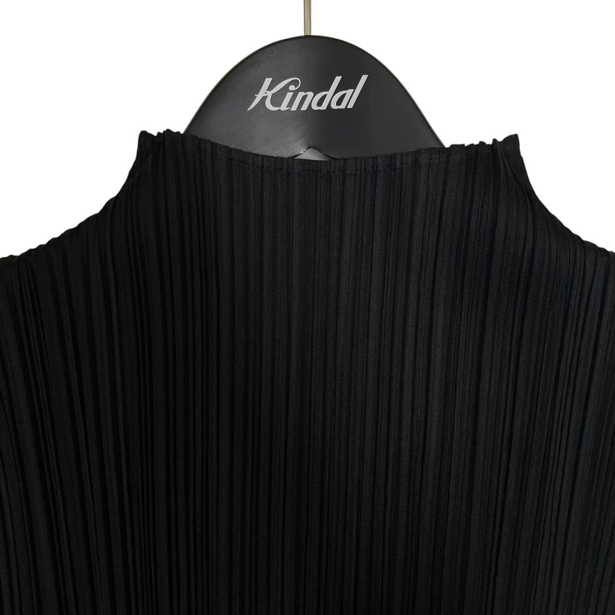 PLEATS PLEASE ハイネックトップ ノースリーブ モックネック プリーツ素材PP05JK102 古着・中古-3枚目のアイテム画像