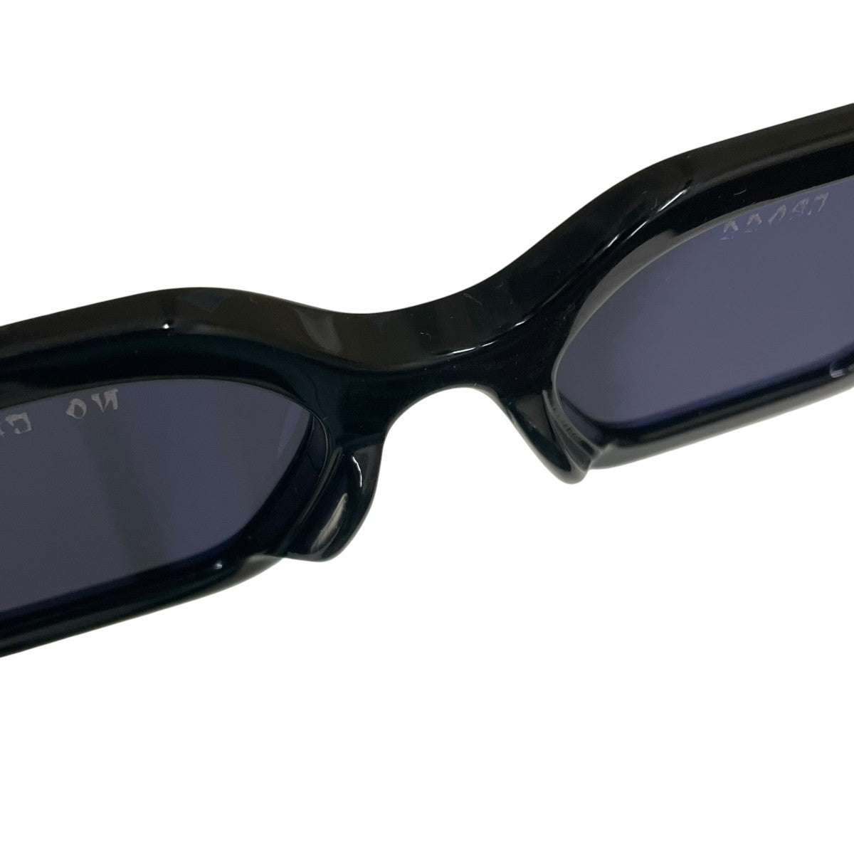 CVTVLIST/カタリストサングラス CVTVLIST Sunglasses