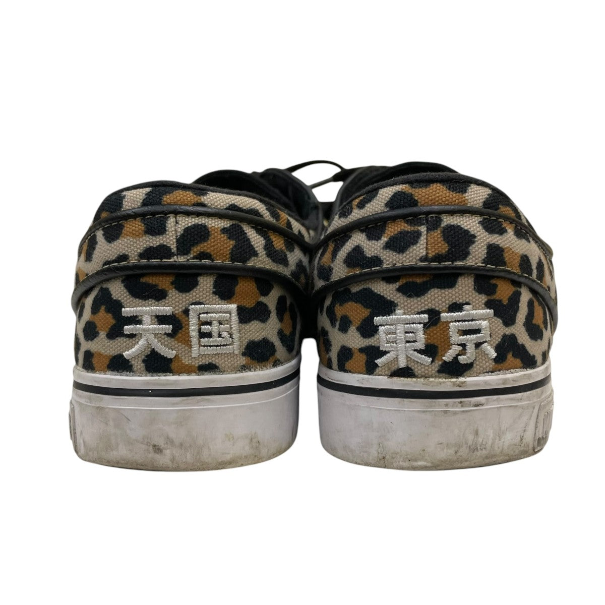 SB JANOSKI CNVS OG QSヒョウ柄 キャンバス生地 刺繍 ローカットスニーカーDA7074-200