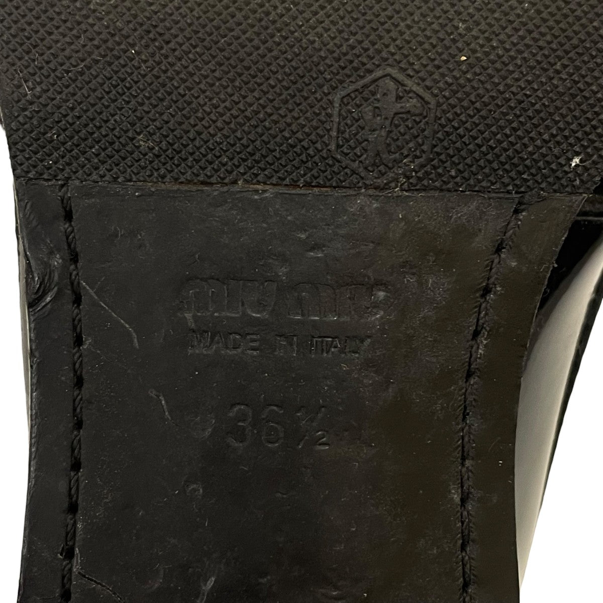 MIU MIU エナメルローファー 古着・中古-8枚目のアイテム画像
