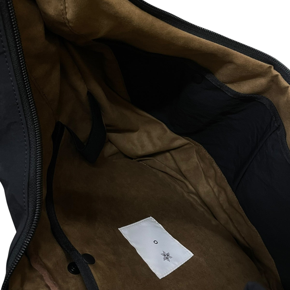 Helicoid Sling Bag リコイド スリングバッグスパイラル構造 ナイロン ショルダーバッグ
