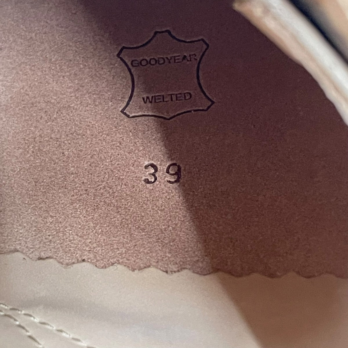 OUR LEGACY 24AWNAKANO SHOE Vanilla Croc Bull HideローファーA4247NVC 古着・中古-6枚目のアイテム画像