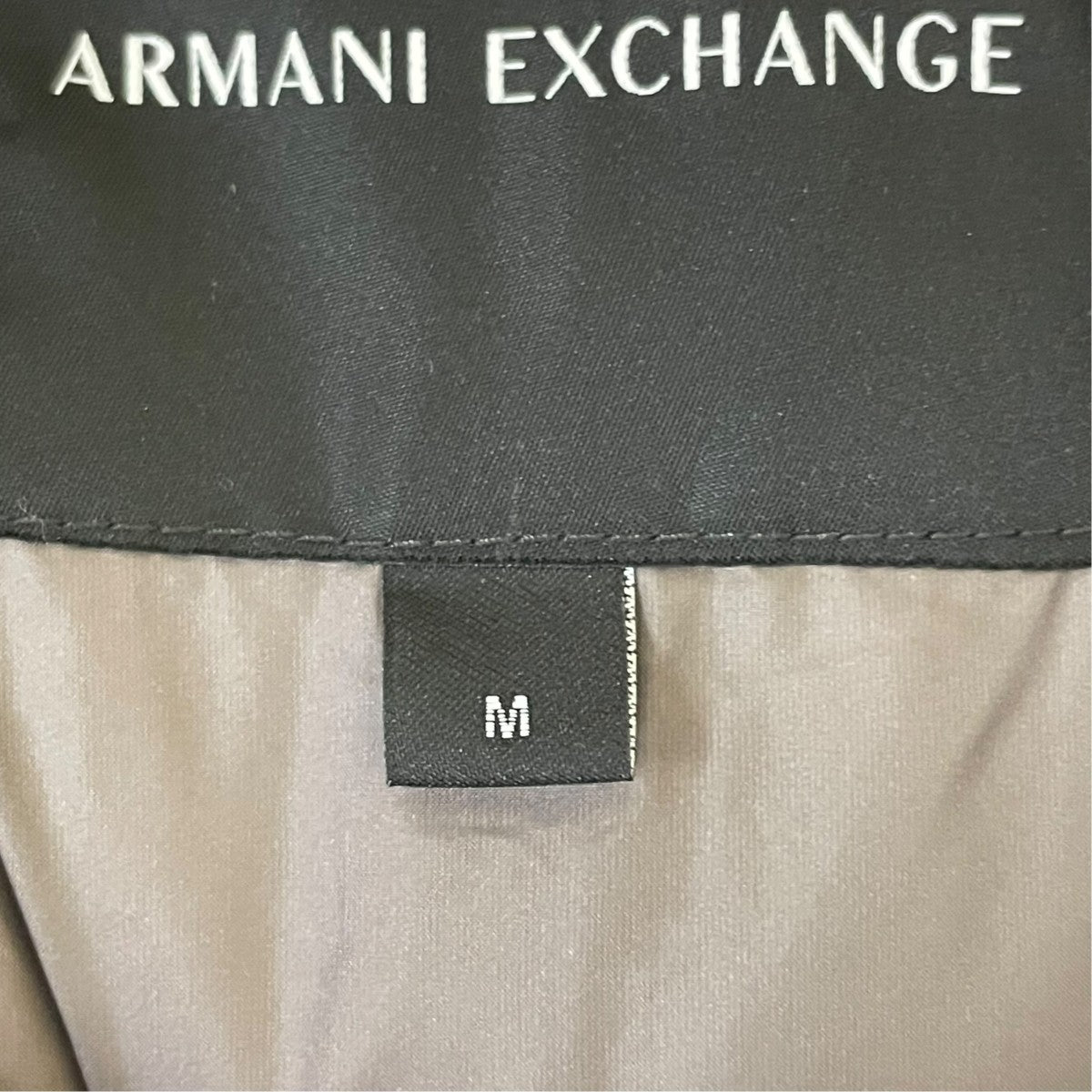 ARMANI EXCHANGE Sleeveless Top in Padded Jacquard NylonダウンベストXM001581 AF16628 古着・中古-4枚目のアイテム画像