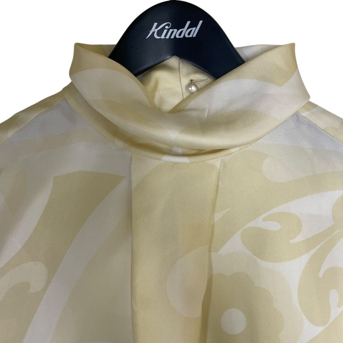 High neck top総柄 プリント ハイネック シルクシャツ 長袖ブラウス6261K21118N761361