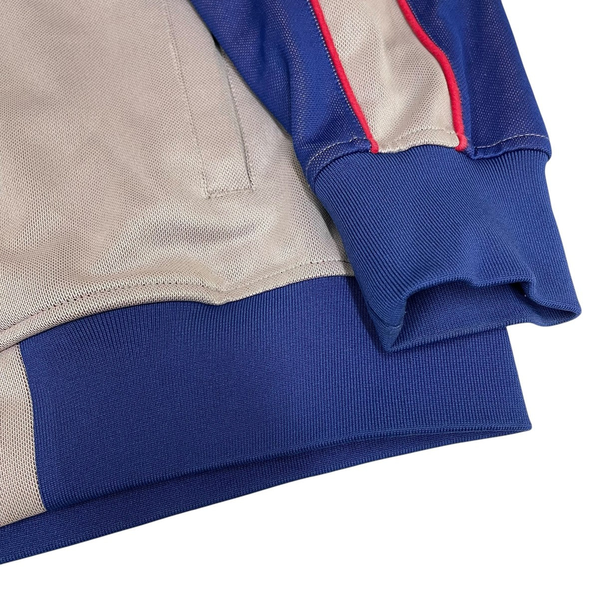 Supreme(シュプリーム) 22AWWorld Famous Track Jacketトラック