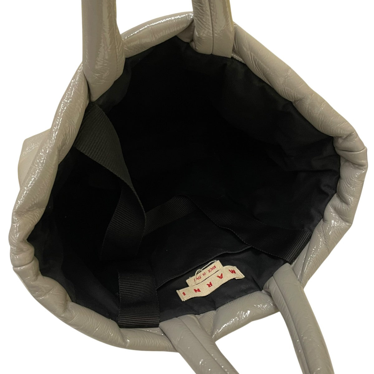 Puff East／West トートバッグパフ テクニカルファブリック ショッピングバッグ ナイロン パデッド 2WAY トートバッグSHMQ0060U0