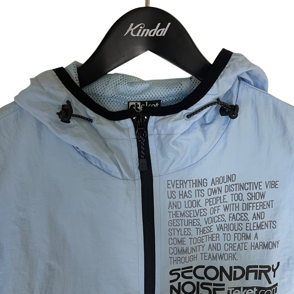 Secondary Anorak Pullover Light Blueグラフィックプリント ハーフジップ プルオーバー ナイロンジャケット