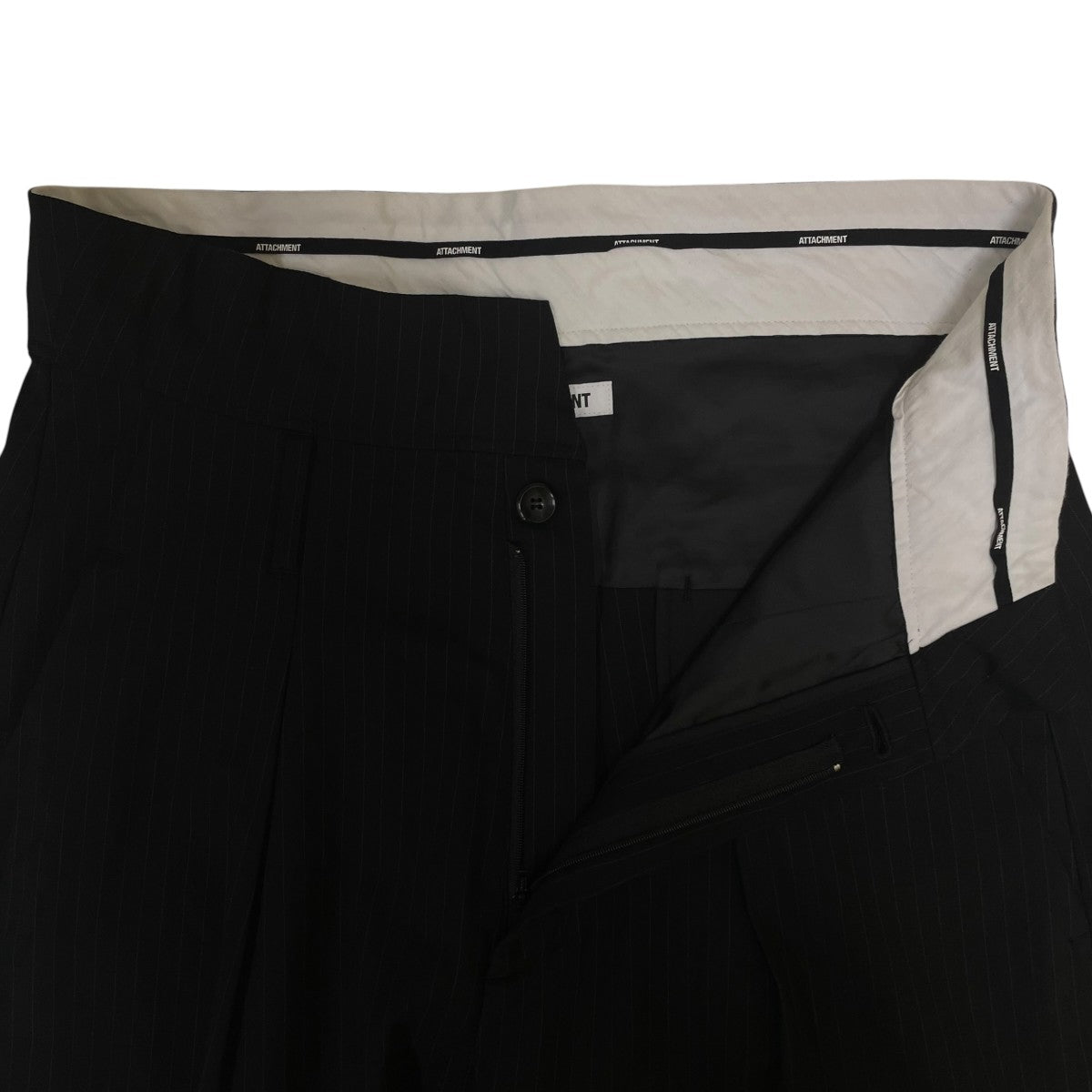 STRETCH GABARDINE FLAP TROUSERS ストレッチギャバジンフラップトラウザーズストライプ柄 テーパードトラウザーズ スラックス ワイドパンツAP52-031
