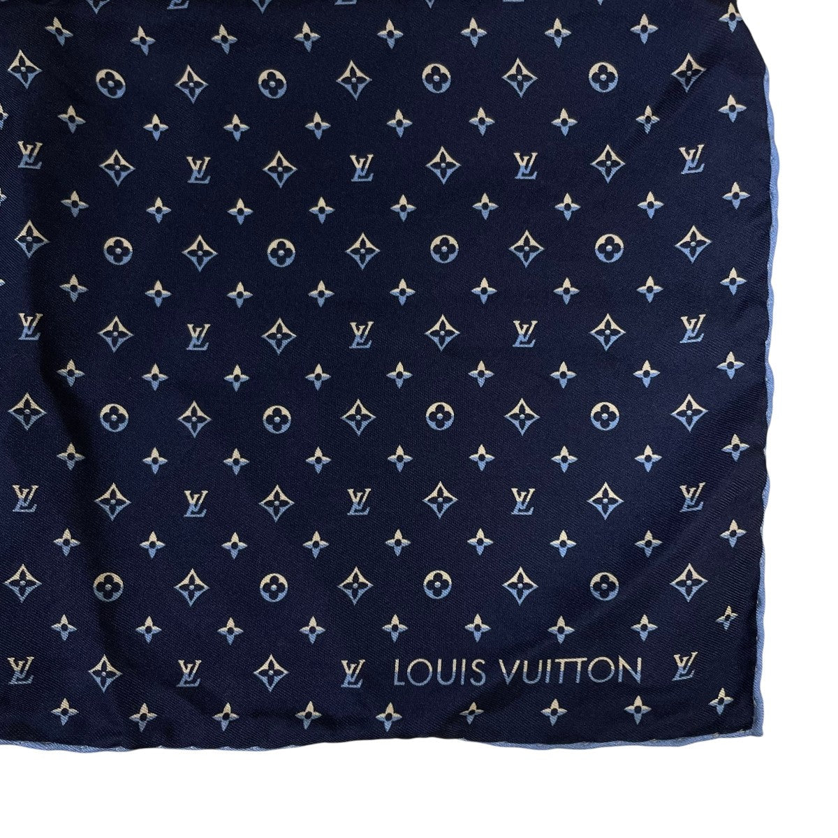 ポケットスクエア・LV デュアルマイクロ・モノグラム パターン シルク ハンカチ ポケットチーフM79555